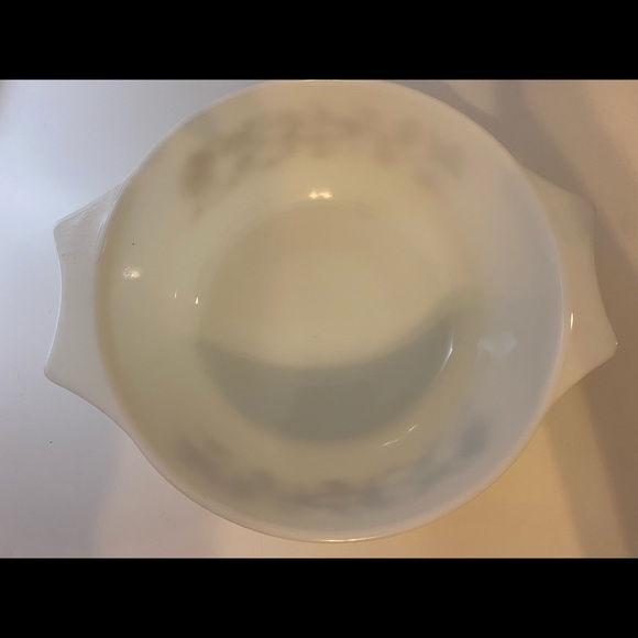 Pyrex England JAJ Brown Floral Vine Casserole - Picture 4 of 5